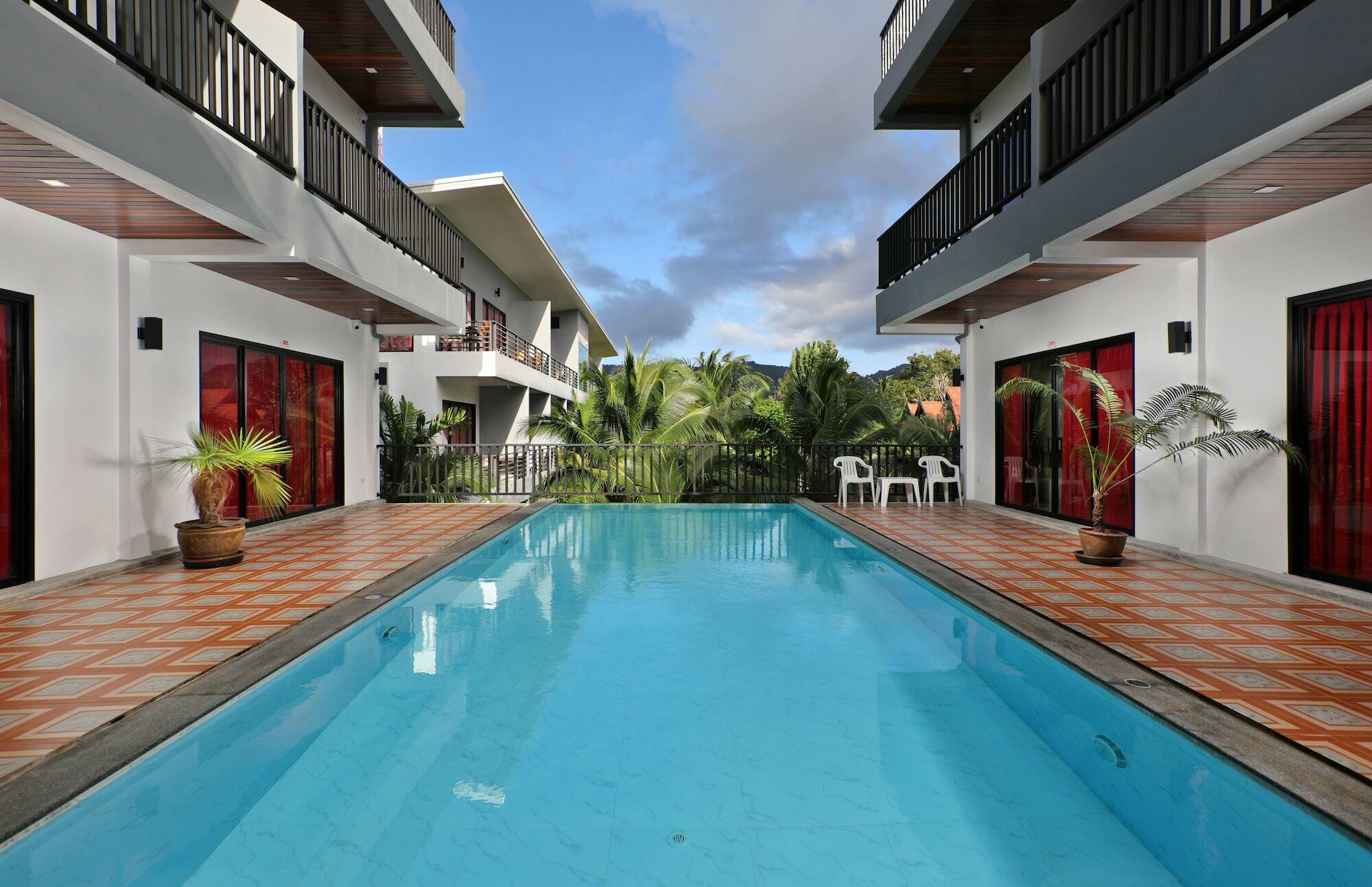 Gamers Paradise Hotel Chalong Buitenkant foto